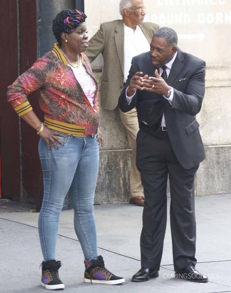 51854526 Melissa McCarthy, Kristen Wiig, and Kate McKinnon spotted on the set of "Ghostbusters" in New York City, New York on September 19, 2015.  The film is said to be released in 2016. Melissa McCarthy, Kristen Wiig, and Kate McKinnon spotted on the set of "Ghostbusters" in New York City, New York on September 19, 2015. The film is said to be released in 2016. Pictured: Leslie Jones, Ernie Hudson FameFlynet, Inc - Beverly Hills, CA, USA - +1 (818) 307-4813